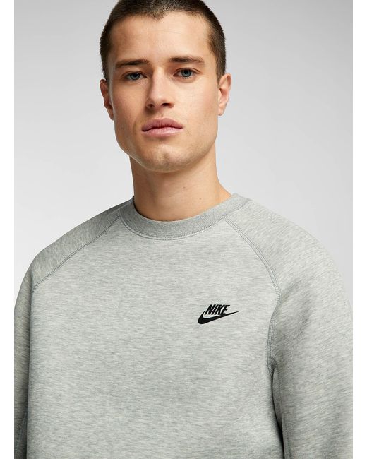 Nike Gray Tech Fleece Raglan Sweatshirt for men