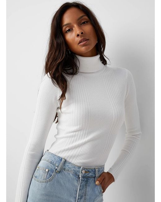 ribbed white turtleneck