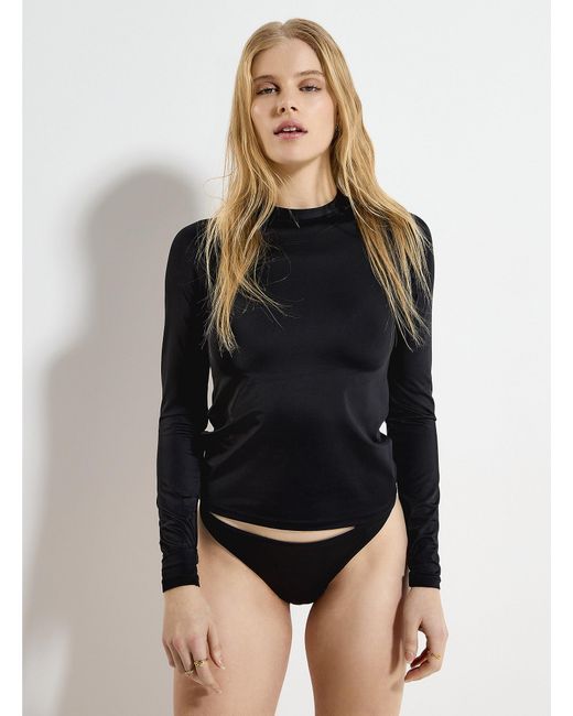 Simon's Black Raglan
