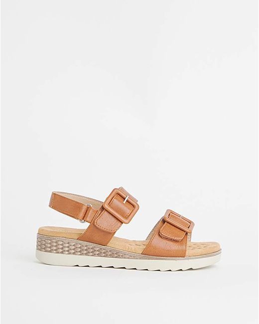 Cushion Walk Natural T&C Buckle Sandal E Fit