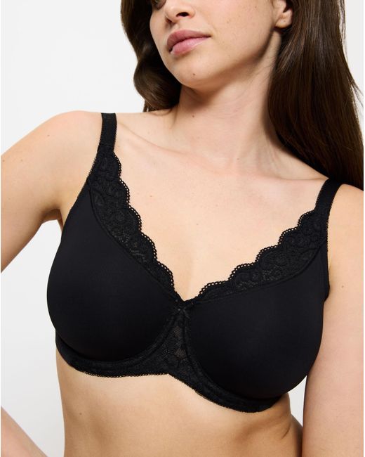 Triumph Black Amourette Minimiser Bra