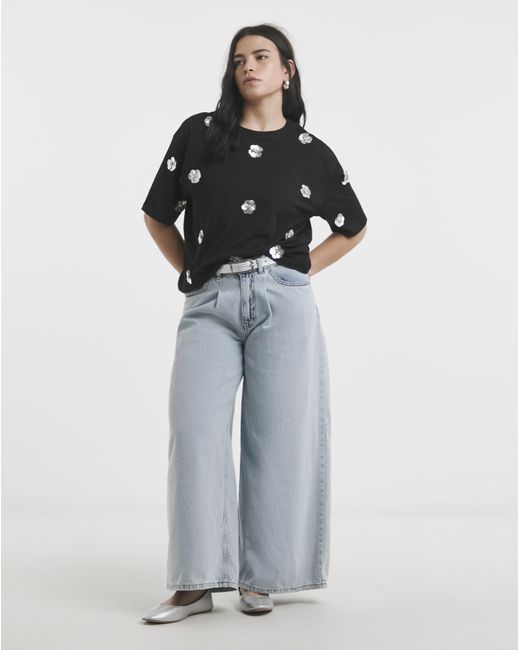 Simply Be Black Embellished Flower Tee