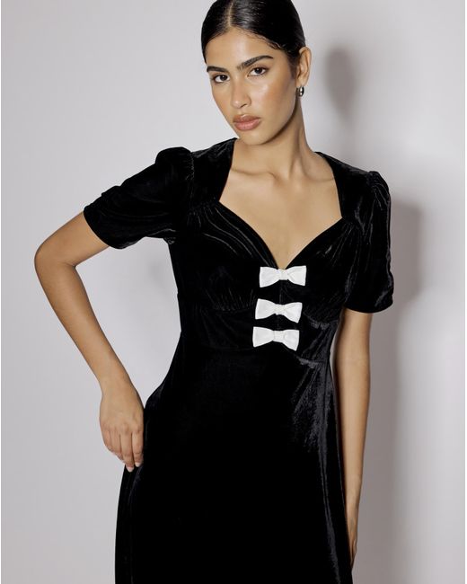 Nobody's Child Black Eleanor Velvet Midi Dress
