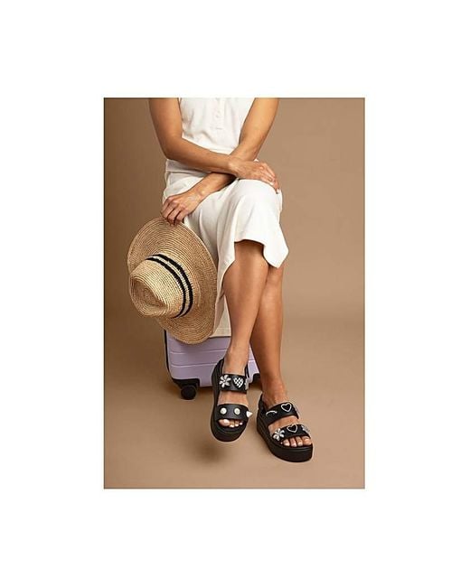 CROCSTM Black Brooklyn 4U Wedge