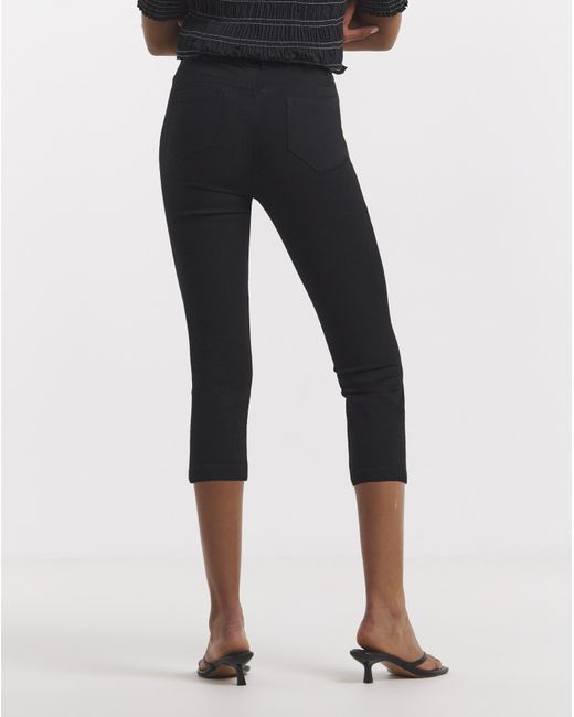 Simply Be Black Pull On Capri Jegging