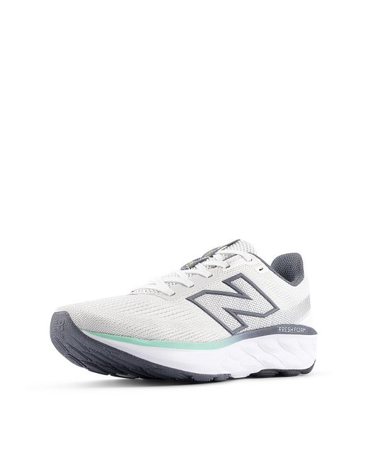 New Balance White 520 Trainers