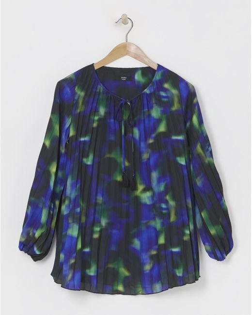 Joanna Hope Blue Pleated Keyhole Blouse