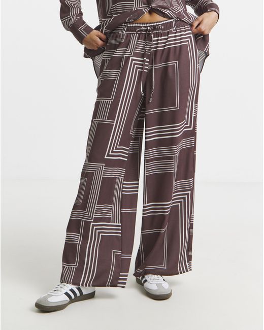 Simply Be Red Herringbone Drawstring Wide Leg Trousers