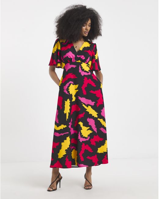 Twisted Wunder White Maxi Satin Dress
