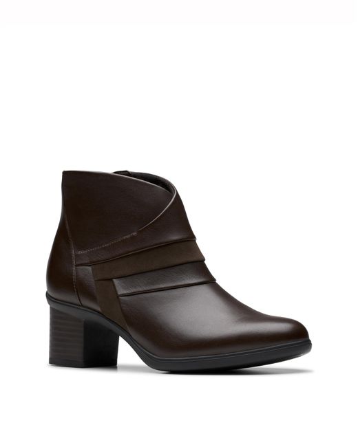 Clarks Brown Shaya Leather Boot D Fit