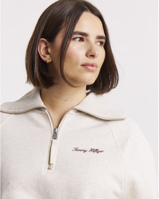 Tommy Hilfiger Natural Classic Script