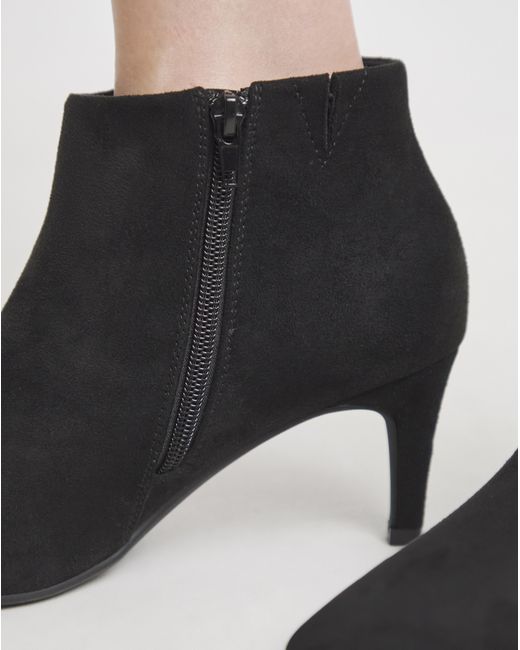 JD Williams White Kitten Heel Pointed Toe Ankle Boot E
