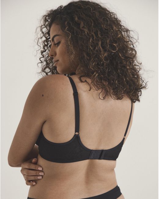 Pretty Secrets Black Moulded Lace Wired Bra