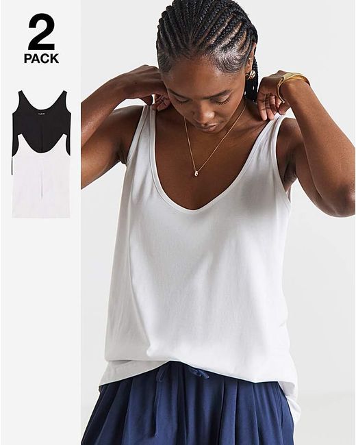 Simply Be White 2 Pack & Slouchy Vests