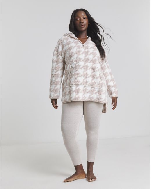 Pretty Secrets White Snuggle Top Lounge Set