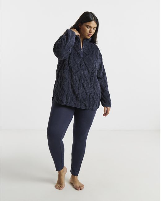 Pretty Secrets Blue Cable Lounge Set