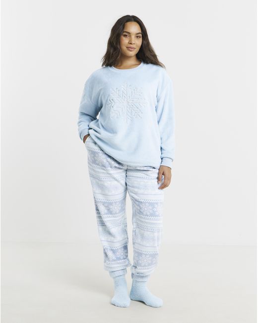 Pretty Secrets Blue Pj Set & Fluffy Socks