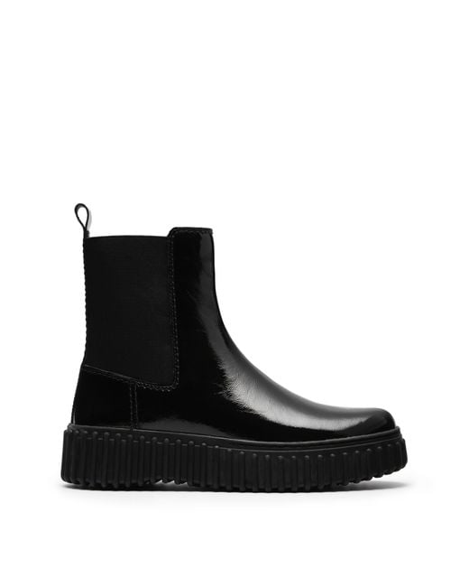 Clarks Black Torhill Maple Boot Standard Fit