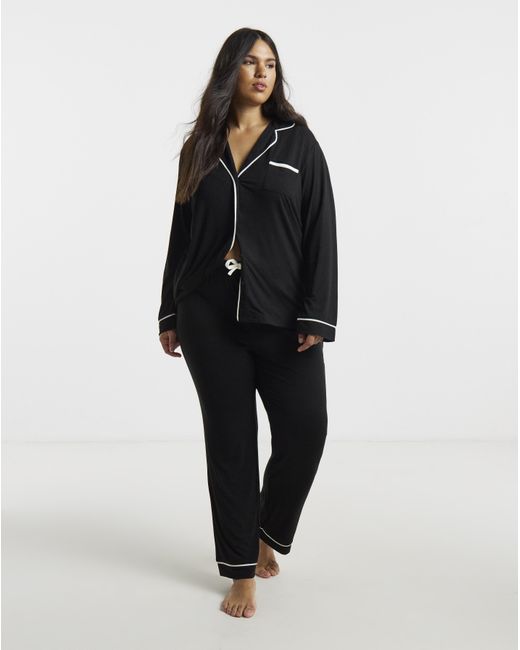 Pretty Secrets Black Soft Revere Pyjama Set