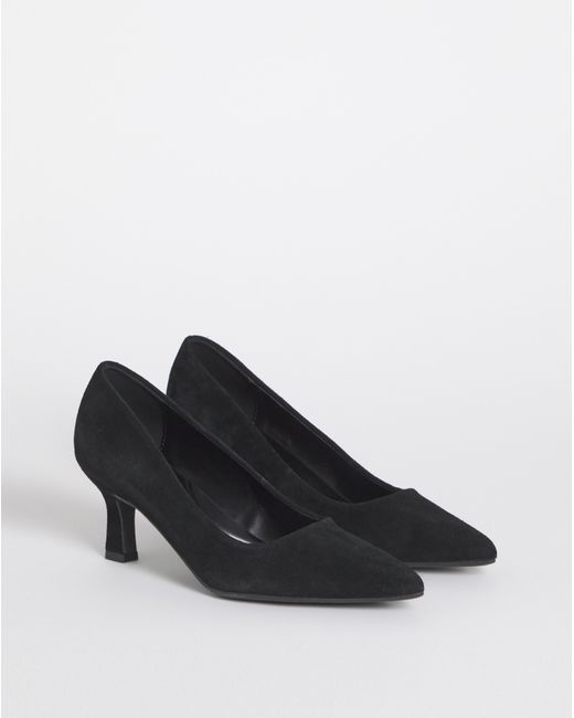Heavenly Soles Black Pointed Toe Kitten Heel Shoe Ex Wide