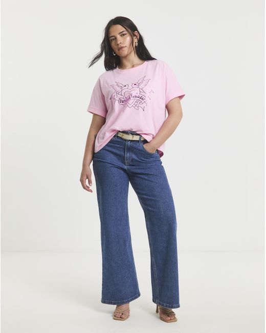 Twisted Wunder Pink Graphic T-Shirt