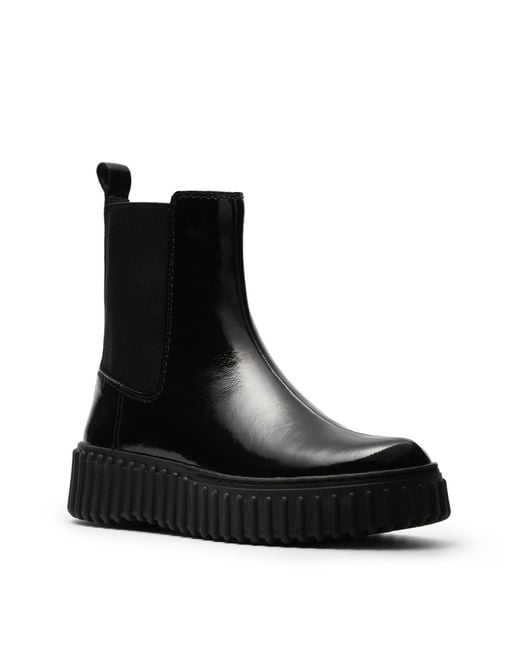 Clarks Black Torhill Maple Boot Standard Fit