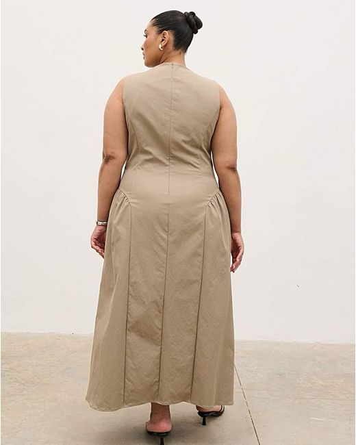 Pretty Lavish Natural Sylvie