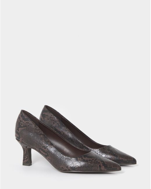 Heavenly Soles Black Pointed Toe Kitten Heel Shoe Ex Wide