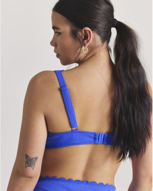MAGISCULPT Blue Scalloped Edge Underwired Bikini Top