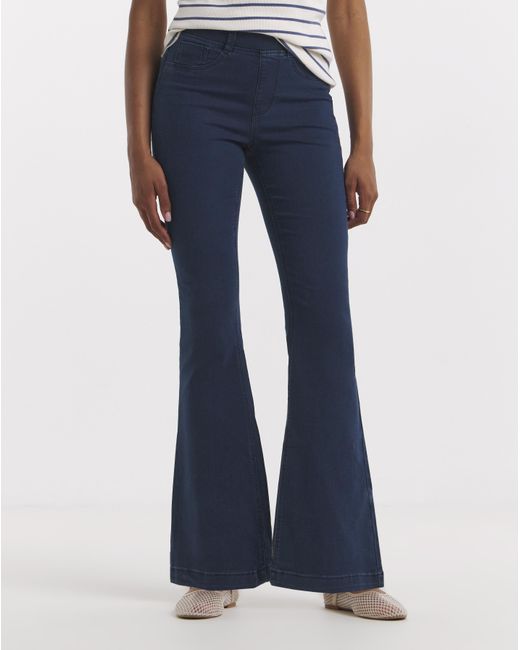 Simply Be White Flared Pull On Jeggings