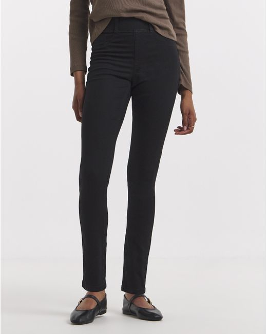 Simply Be White Slim Pull On Jeggings