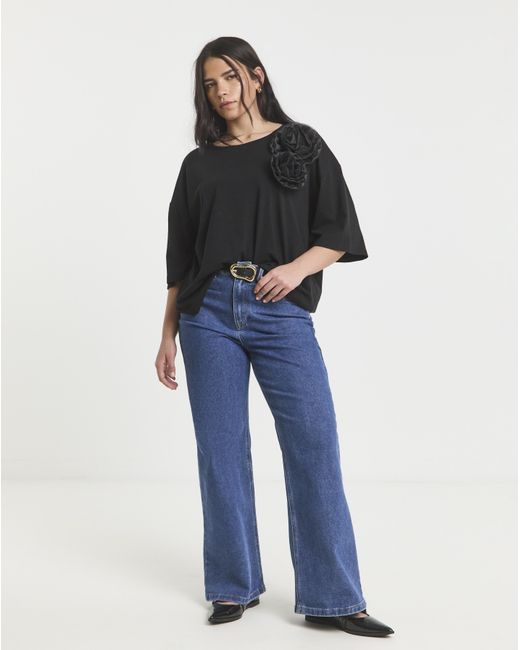 Simply Be Black Rosette T-Shirt