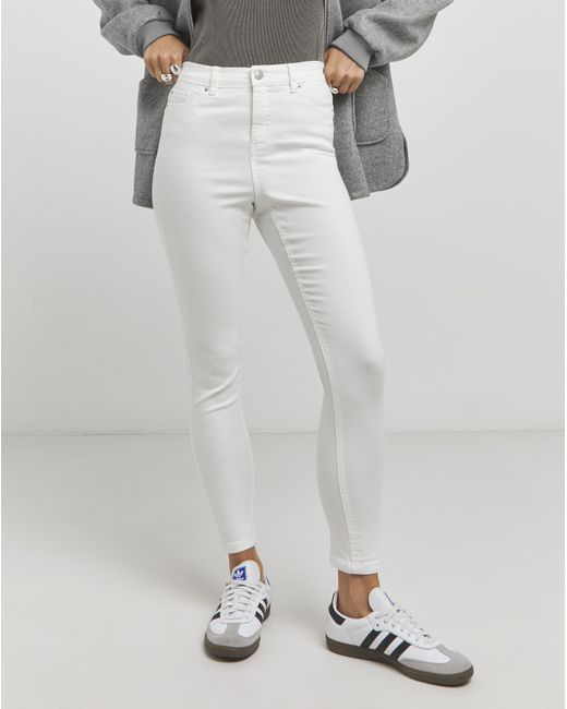 Capsule White 24/7 Skinny Jeans
