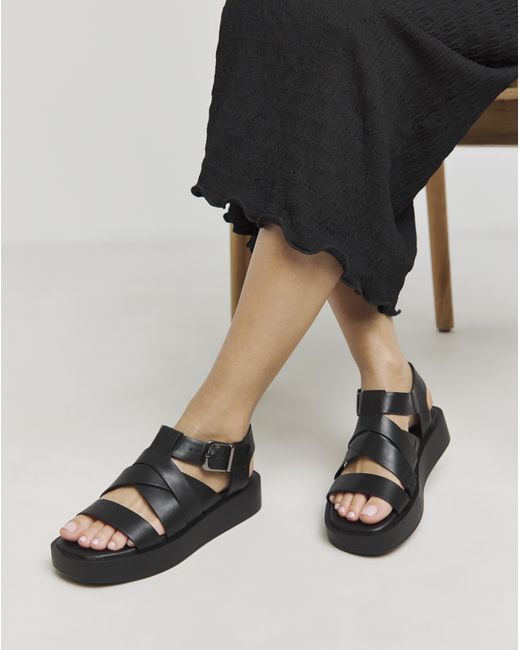 Simply Be Black Chunky Buckle Fisherman Sandal Ex Wide