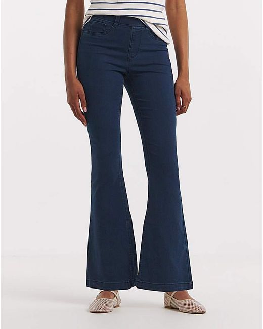 Simply Be White Flared Pull On Jeggings