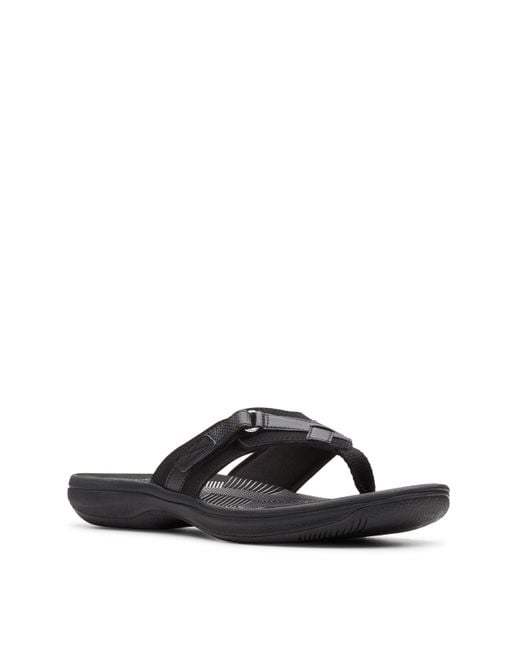 Clarks White Cloudsteppers Sandal D Fit
