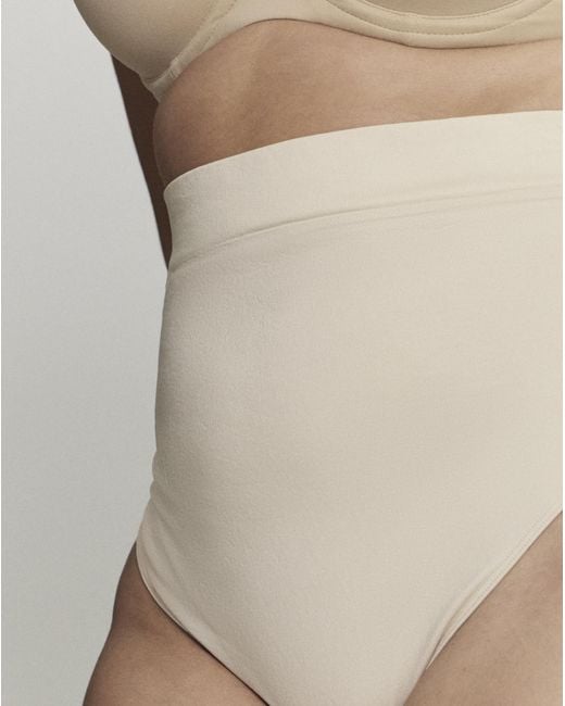 MAGISCULPT Natural Seamfree Shaping Thong