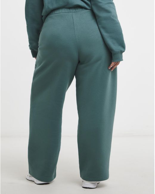 New Balance Green Sport Fleece Pant