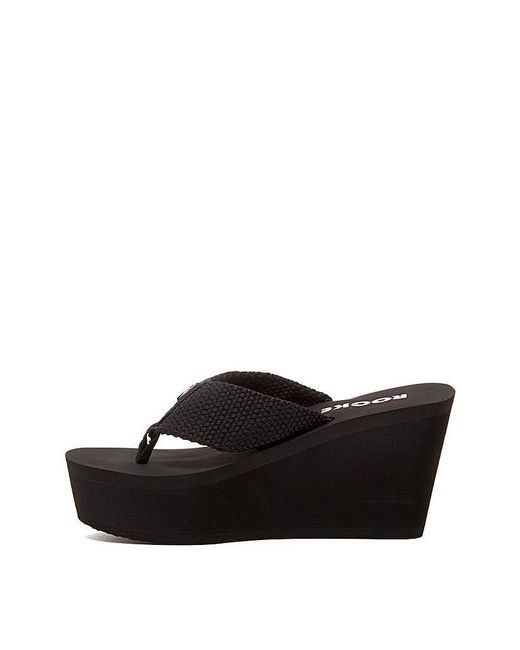 Rocket Dog Black Toe Post Wedge Sandals