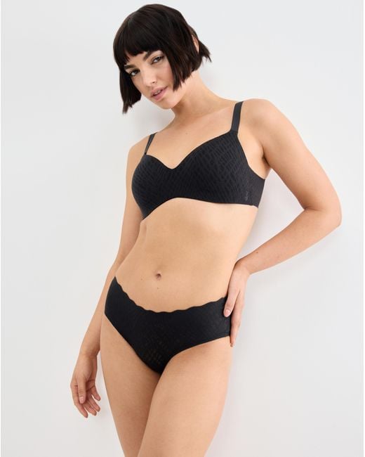 Sloggi Black Zero Feel Bliss The Up Tshirt Bra