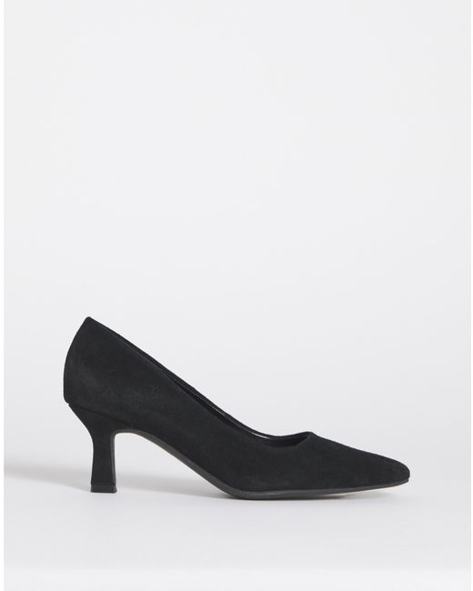 Heavenly Soles Black Pointed Toe Kitten Heel Shoe Ex Wide