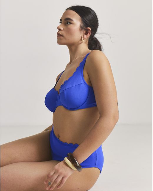 MAGISCULPT Blue Scalloped Edge Underwired Bikini Top