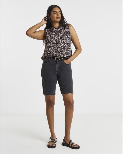 Simply Be Black Leopard Topstitch Vest