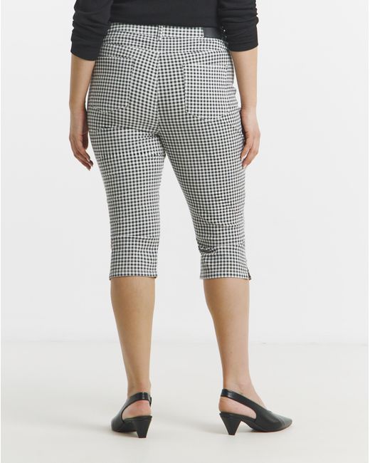 Simply Be Blue Capri Jeans