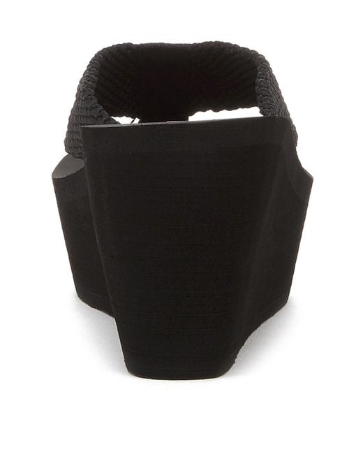 Rocket Dog Black Toe Post Wedge Sandals