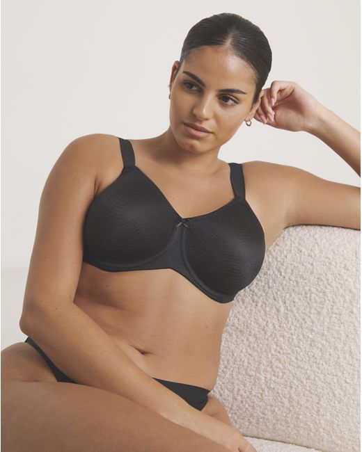 Triumph Black Essential Minimiser Bra