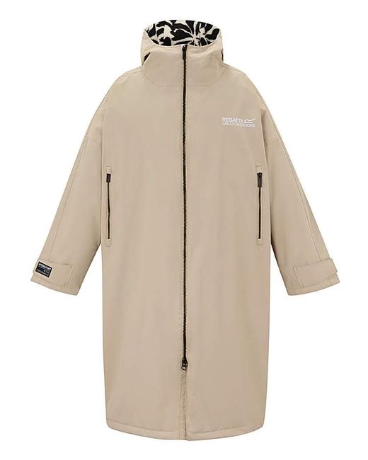 Regatta White Waterproof Changing Robe