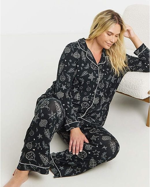 Pretty Secrets Gray Print Revere Set