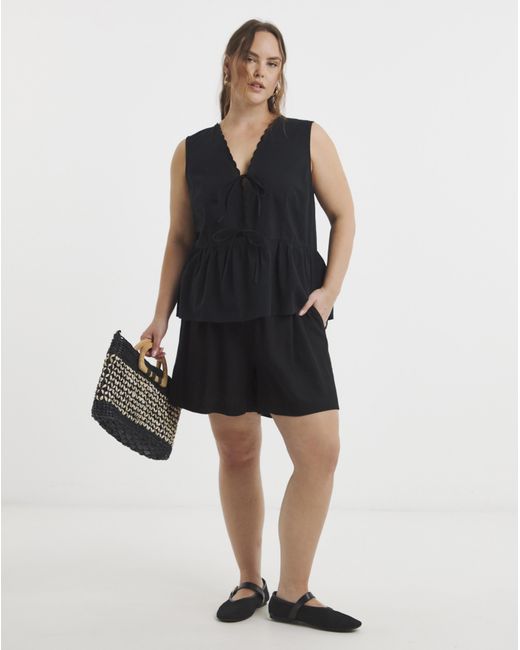 Simply Be Black Tie Front Cami With Scallop Edge