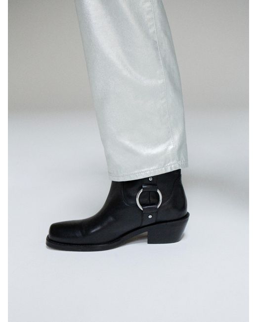 Sisley White Ankle Boots With Metal Ring